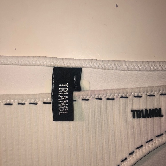 Triangl Bikini - Picture 3 of 6